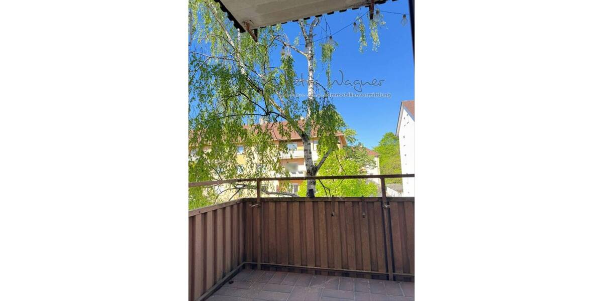 Etagenwohnung Freiburg im Breisgau Stühlinger - 3 Zimmer, 103 m&sup2;, 498.000&euro; | Angebot:26433507