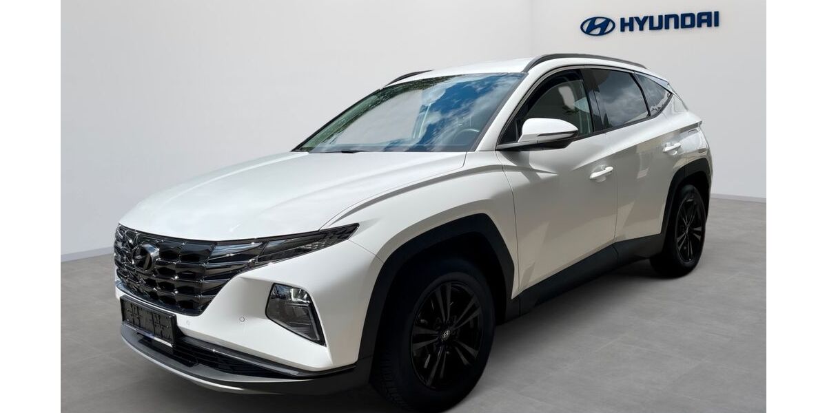 Hyundai TUCSON 53.750 km 25.980 &euro; München 81825