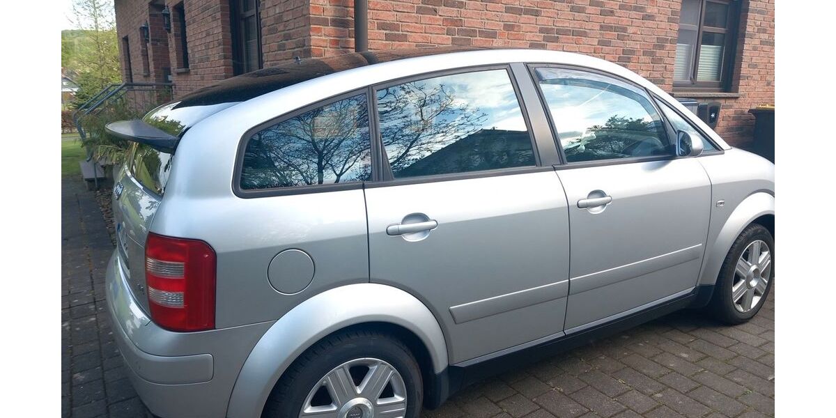Audi A2 172.000 km 2.500 &euro; Lindlar 51789