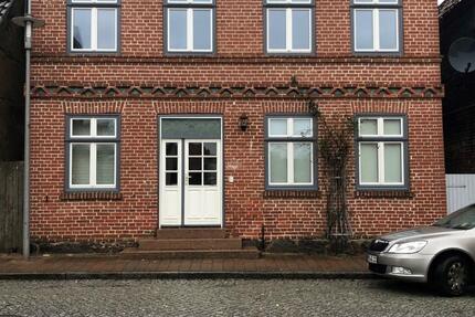 Schöne 2-Raum Wohnung im Obergeschoss zu vermieten