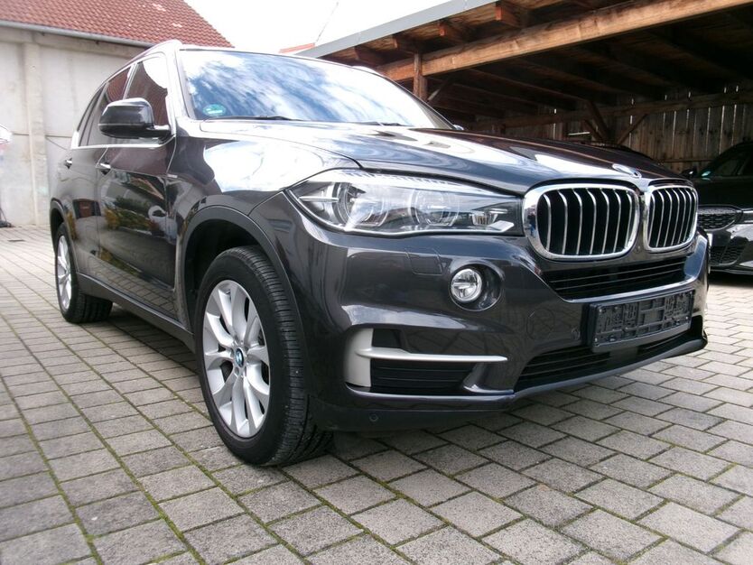 BMW X5 112.000 km 29.800 € Fahrenzhausen b. München 85777