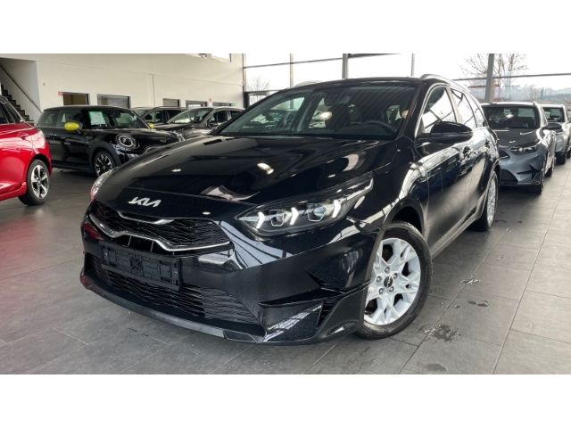 Kia ceed Sportswagon 26.600 km 21.770 &euro; Attendorn 57439