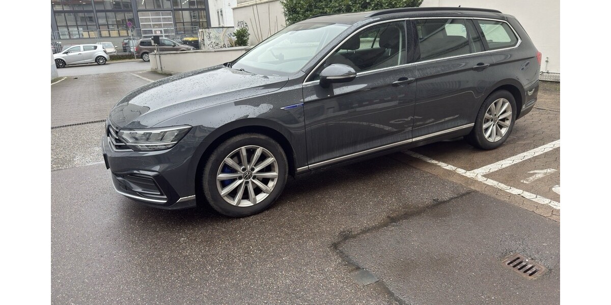 VW Passat (Typ 3C) 41.000 km 21.900 &euro; Saarbrücken 66111