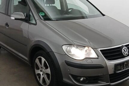 VW Touran 305.129 km 4.950 &euro; Neumünster 24539