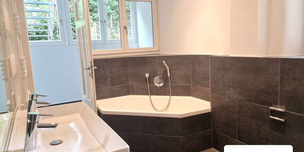 Wohnung zum Mieten in Stuttgart 2.215 € 105 m² 4 zimmer