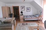 Dachgeschoßwohnung Deggendorf - 1 Zimmer, 42 m&sup2;, 530&euro; | Angebot:26416502