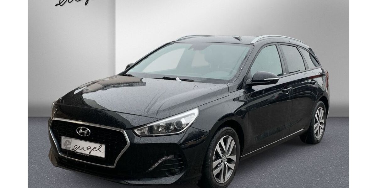 Hyundai i30 96.100 km 11.984 &euro; Wunsiedel 95632