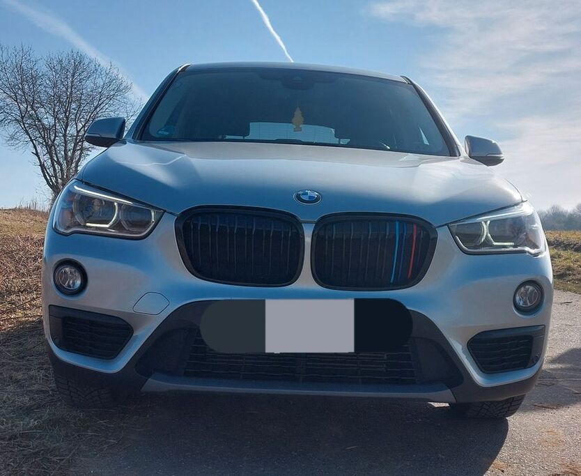 X1