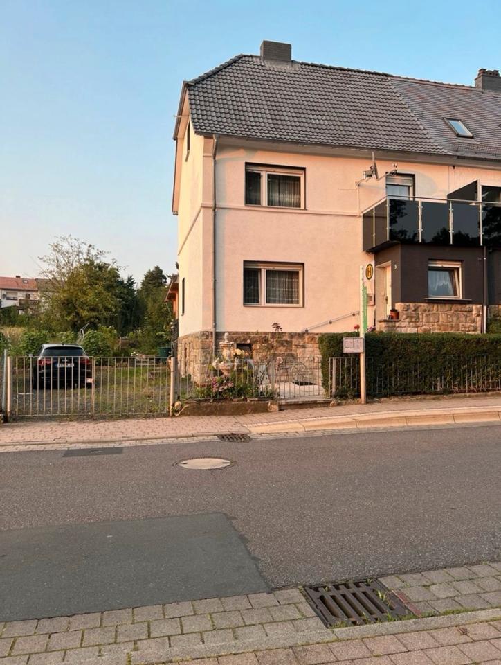 Großzügige Doppelhaushälfte in ruhiger Lage von Kassel - Fuldatal