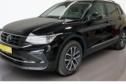 VW Tiguan 32.750 km 28.480 &euro; Vilsbiburg 84137