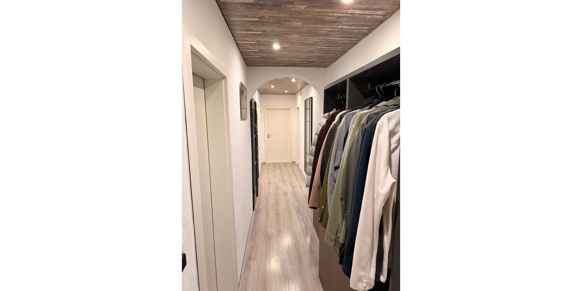 Etagenwohnung Selb - 4 Zimmer, 110 m&sup2;, 165.000&euro; | Angebot:26808268