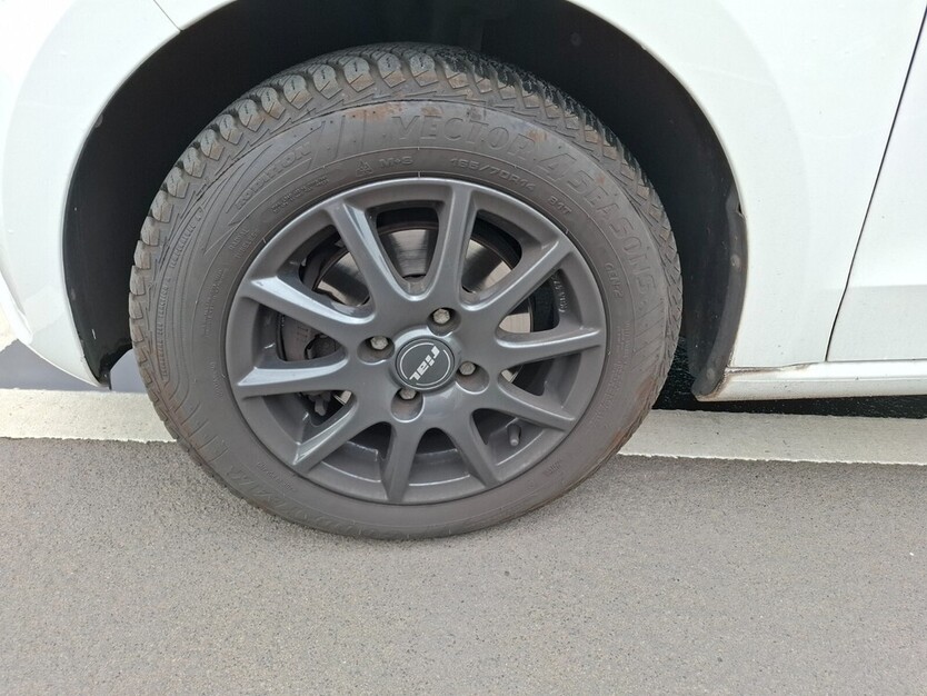 VW UP