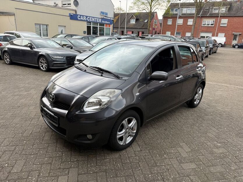 Toyota Yaris 110.000 km 5.999 € Nordhorn 48529