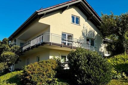 Haus Bühl - 8 Zimmer, 220 m&sup2;, 525.000&euro; | Angebot:26996991