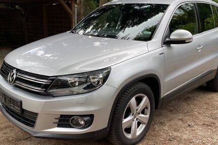 VW Tiguan 96.500 km 10.700 &euro; Worpswede 27726