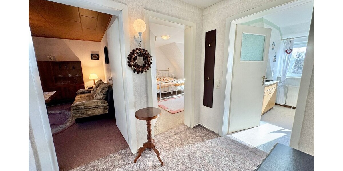 HORN IMMOBILIEN ++ RESERVIERT! interessantes Haus in Neustrelitz ruhige und historische Lage - Reihenmittelhaus Neustrelitz | Angebot:26199634