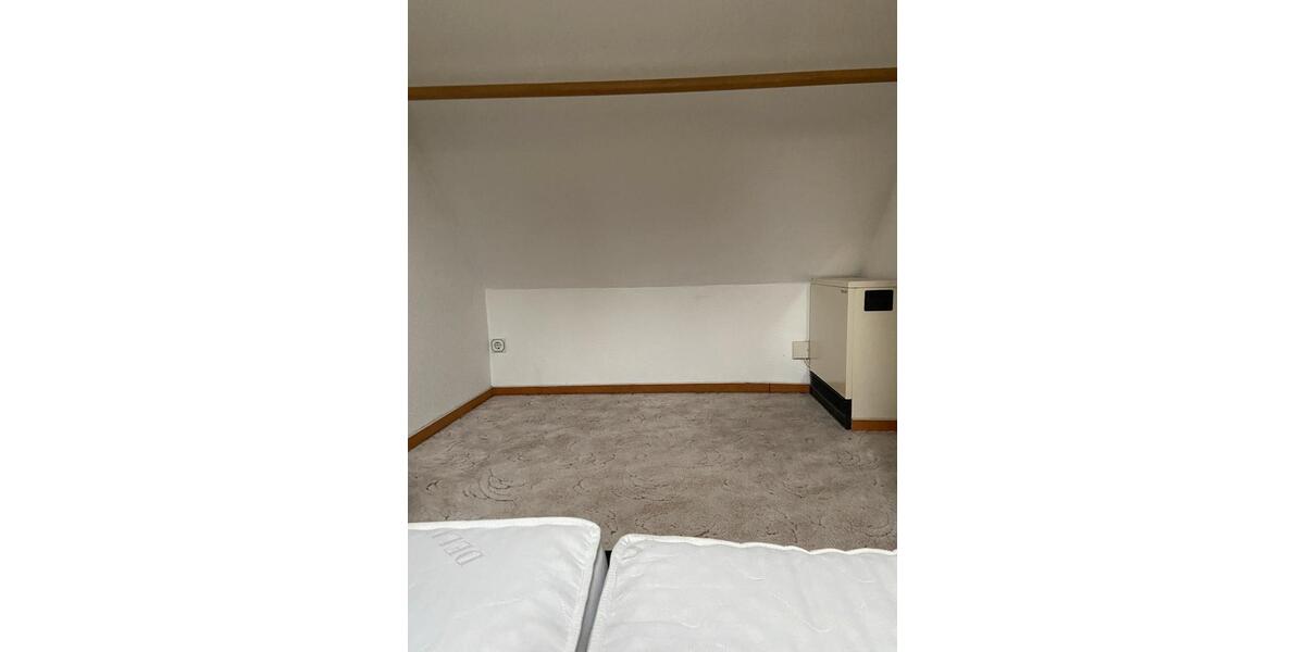 Dachgeschosswohnung Burg Stargard 2 zimmer