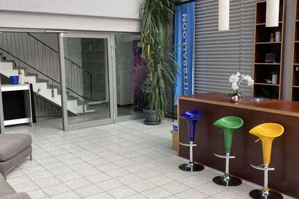 Büro in Stuttgart 1.650 € 150 m²