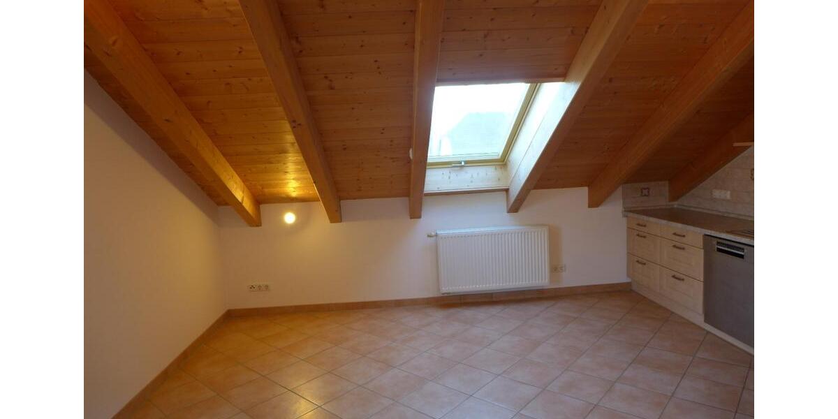 Dachgeschoßwohnung Benediktbeuern - 2.5 Zimmer, 71 m&sup2;, 980&euro; | Angebot:26293170