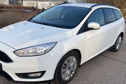 Ford Focus 124.000 km 6.490 &euro; Schwerin 19061