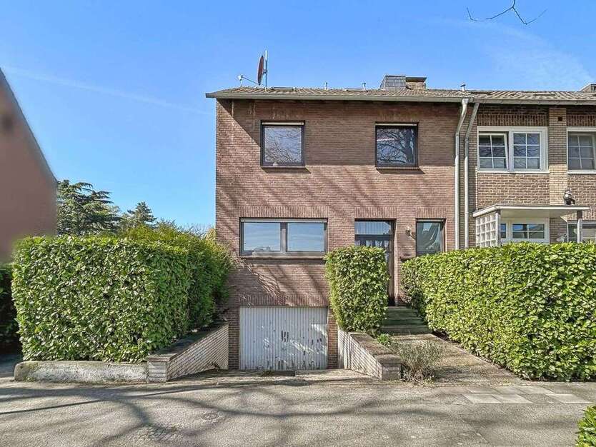 Haus zum Kaufen in Krefeld 389.000 € 140.37 m²