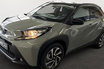 Toyota Aygo (X) 2.500 km 18.730 € Villingen-Schwenningen 78048