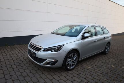Peugeot 308 87.000 km 7.299 &euro; Limburg 65549