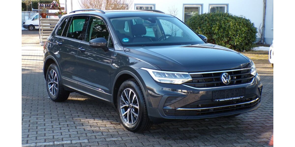 VW Tiguan 92.447 km 23.990 &euro; Gelenau 09423