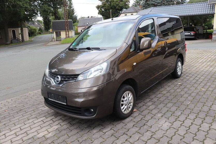 NV200