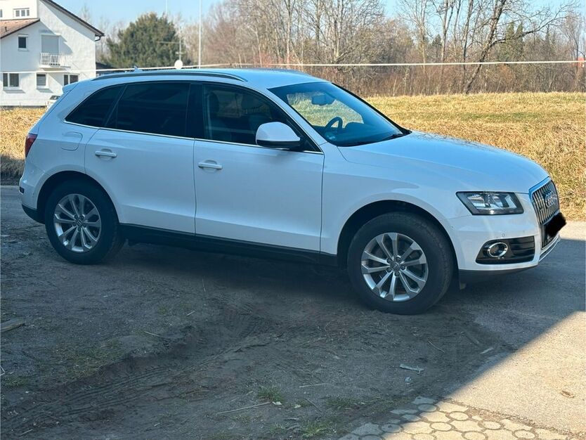 Audi Q5 265.000 km 9.500 € Friedrichshafen 88045