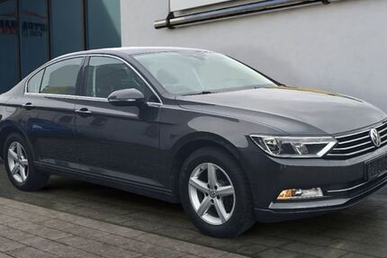 VW Passat 92.500 km 18.480 &euro; Leimbach 36433