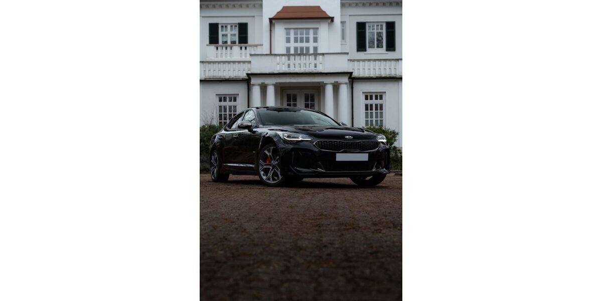 Kia Stinger 52.000 km 34.900 &euro; Hamburg 21079