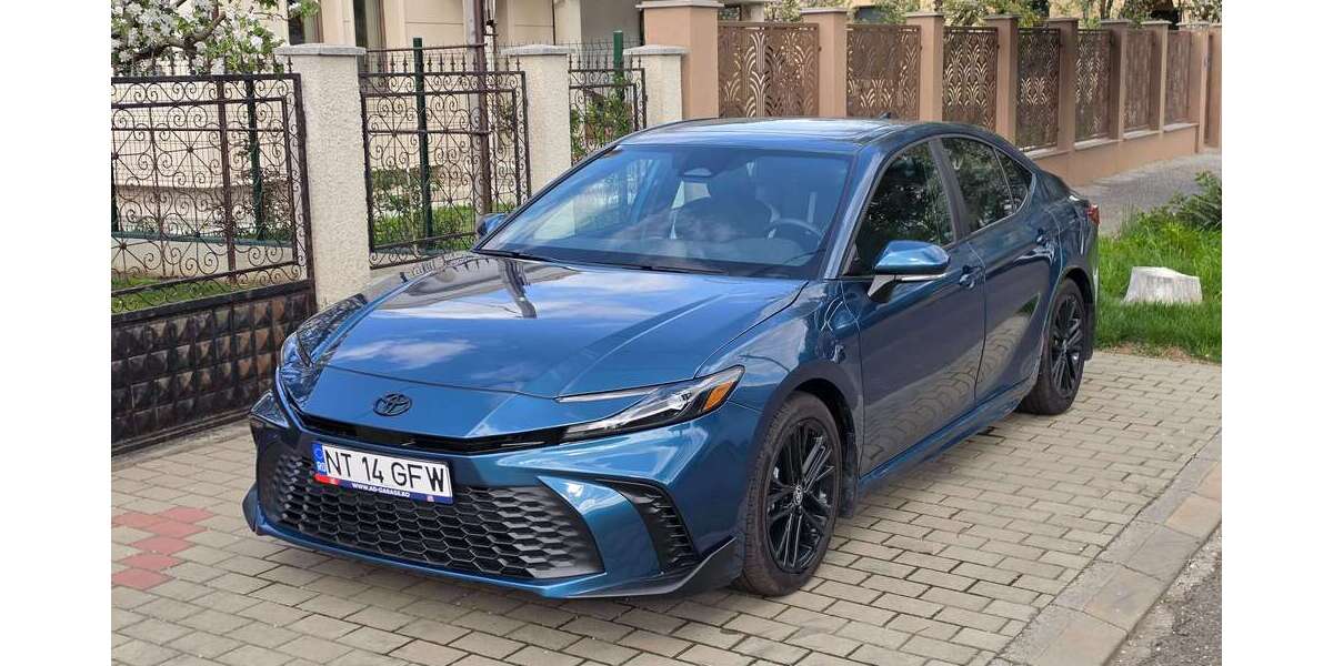 Toyota Camry 3.650 km 38.000 &euro; Hann. Münden, Stadt 34346