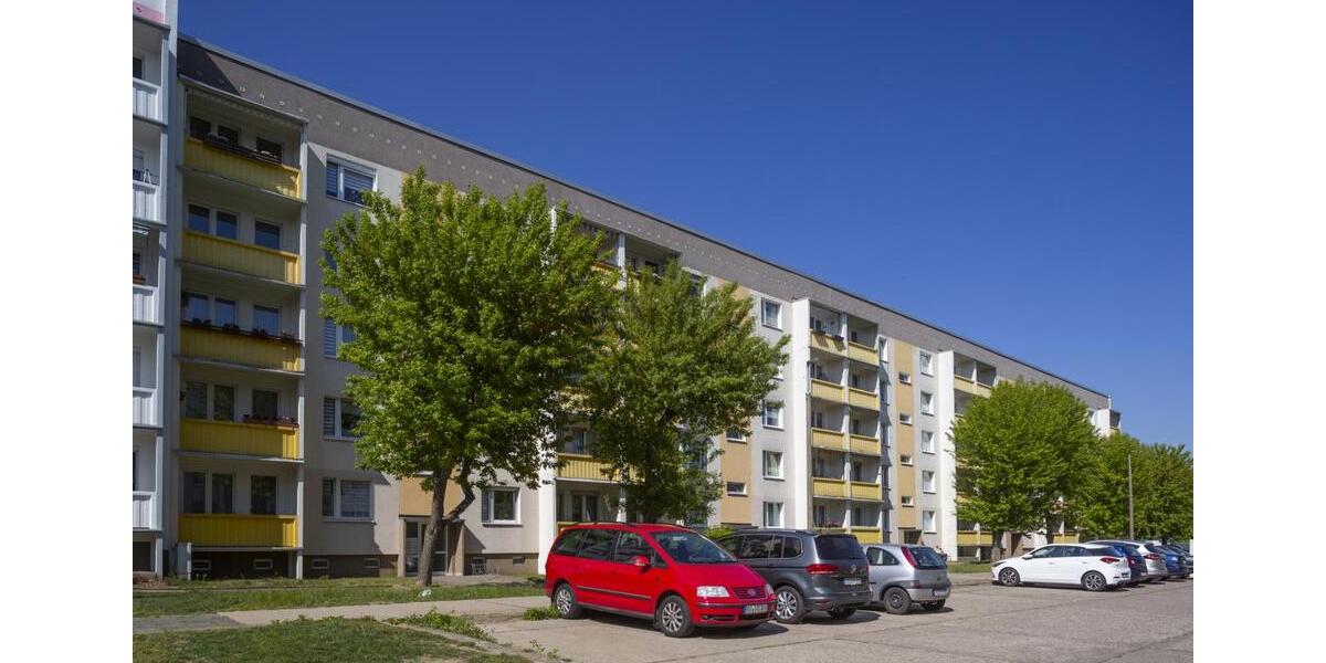 Etagenwohnung Riesa Canitz - 4 Zimmer, 76 m&sup2;, 455&euro; | Angebot:26637287