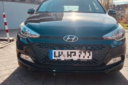 Hyundai i20 86.160 km 7.200 &euro; Lippstadt 59555