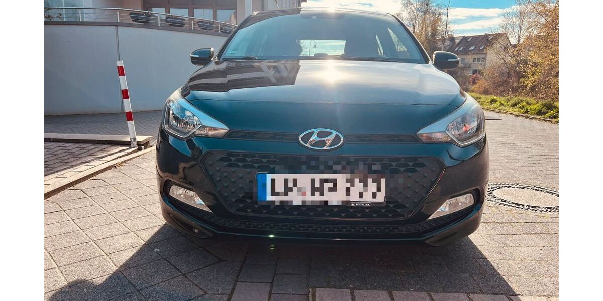 Hyundai i20 86.160 km 7.200 &euro; Lippstadt 59555