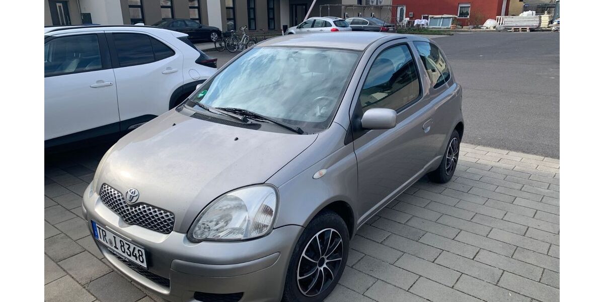 Toyota Yaris 188.000 km 1.499 &euro; Trier 54294
