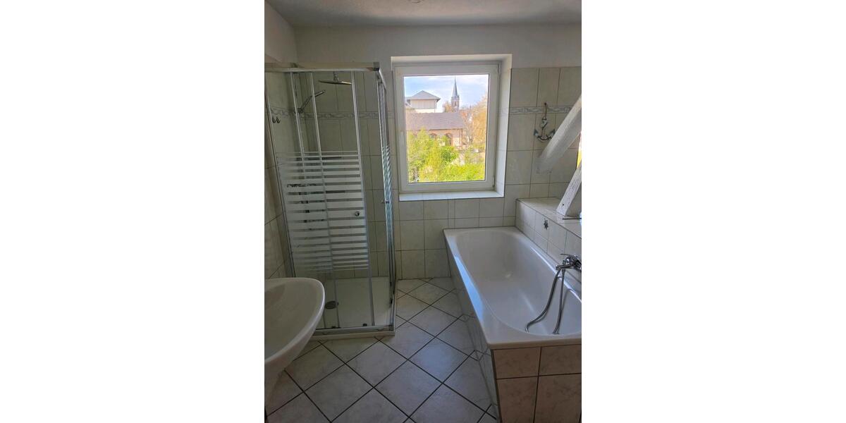 Dachgeschoßwohnung Aschersleben - 4 Zimmer, 90 m&sup2;, 750&euro; | Angebot:26211977