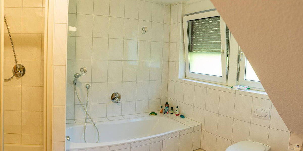 Viel Platz auf 3 Ebenen: großzügige DHH Haus Doppelgarage, PV, naturnahe Lage in Remscheid-Hasten 7 zimmer