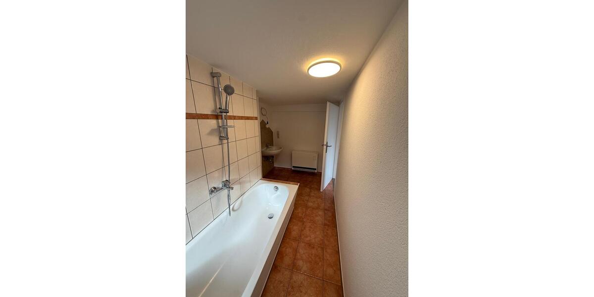 Doppelhaushälfte Schrozberg - 4.5 Zimmer, 100 m&sup2;, 650&euro; | Angebot:26103380