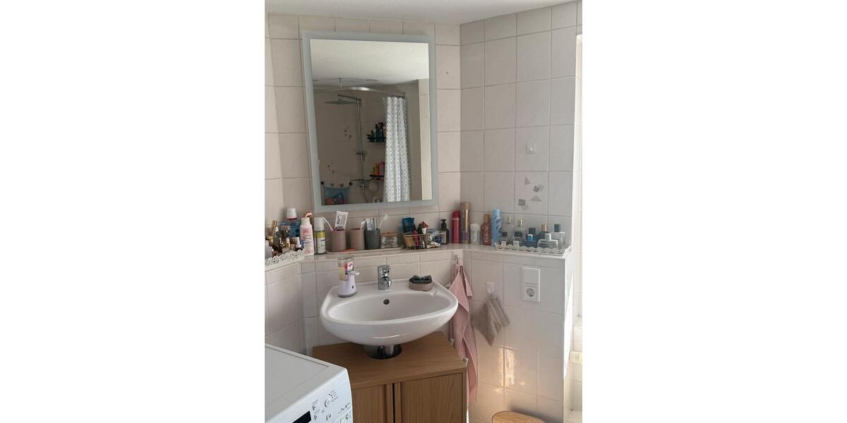 Dachgeschoßwohnung Halle (Saale) Frohe Zukunft - 3.5 Zimmer, 88 m&sup2;, 820&euro; | Angebot:26385115