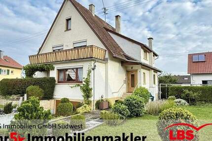 Haus Meßkirch - 8 Zimmer, 193 m&sup2;, 320.000&euro; | Angebot:25563662