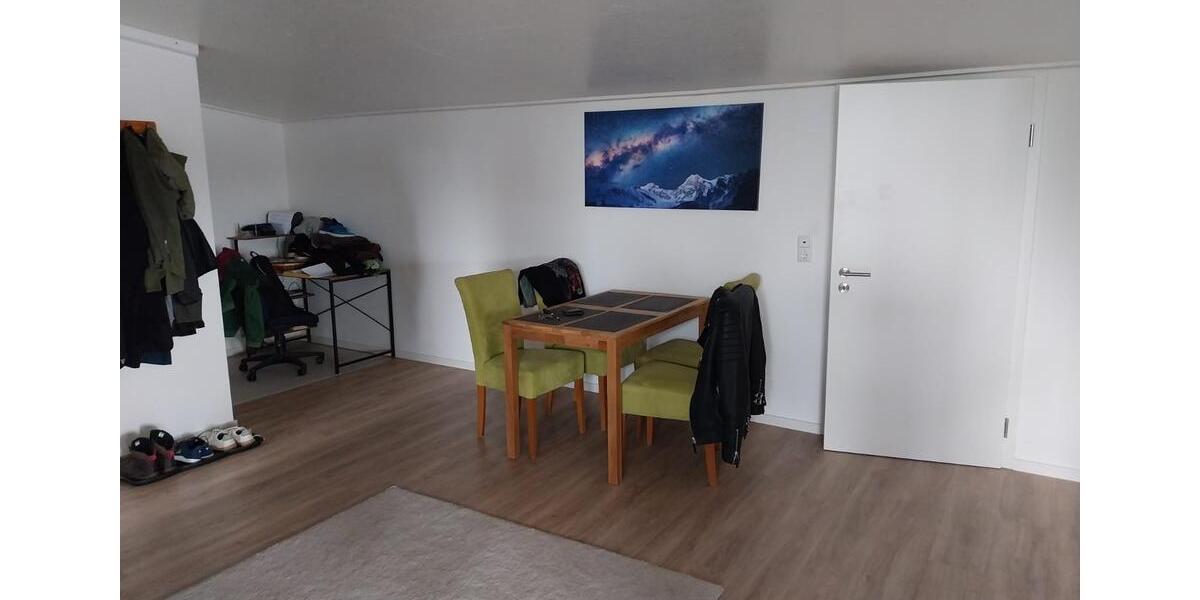 Dachgeschoßwohnung Knetzgau - 2 Zimmer, 74 m&sup2;, 580&euro; | Angebot:26690708