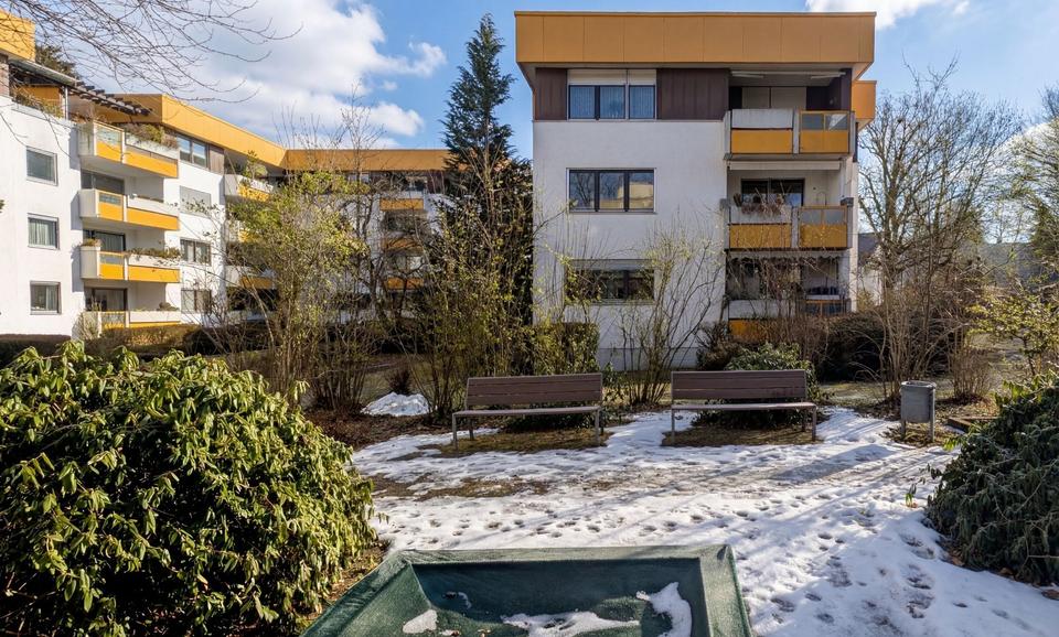 Etagenwohnung Grünwald - 3.5 Zimmer, 95 m&sup2;, 2.180&euro; | Angebot:25257450