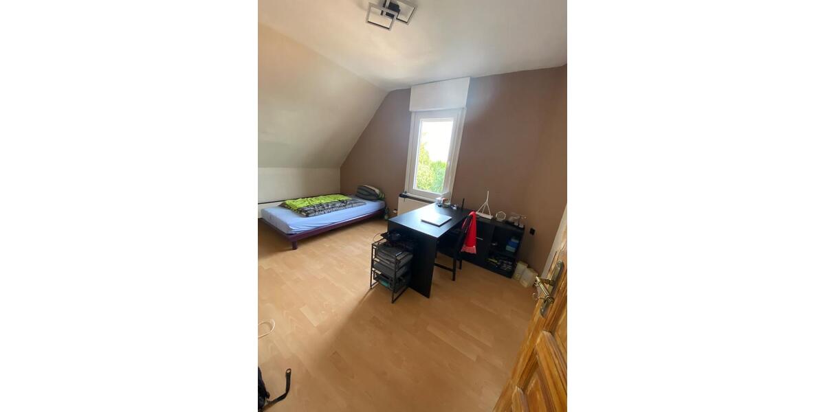 Mehrfamilienhaus, Wohnhaus Frankfurt am Main Bergen-Enkheim - 10 Zimmer, 210 m&sup2;, 735.000&euro; | Angebot:26201115