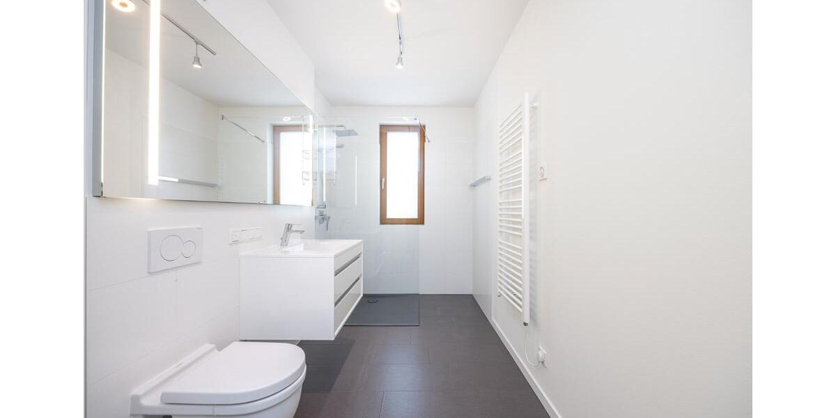 Mehrfamilienhaus, Wohnhaus München Schwabing-Freimann - 3 Zimmer, 76 m&sup2;, 910.000&euro; | Angebot:27094075
