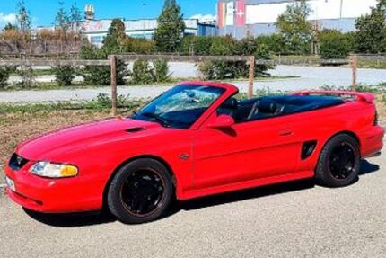 Ford Mustang 93.000 km 12.490 &euro; Rheinstetten 76287