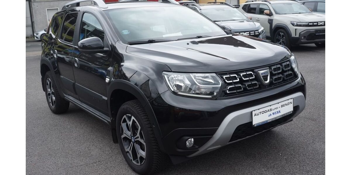 Dacia Duster 69.800 km 12.980 &euro; Solingen 42651