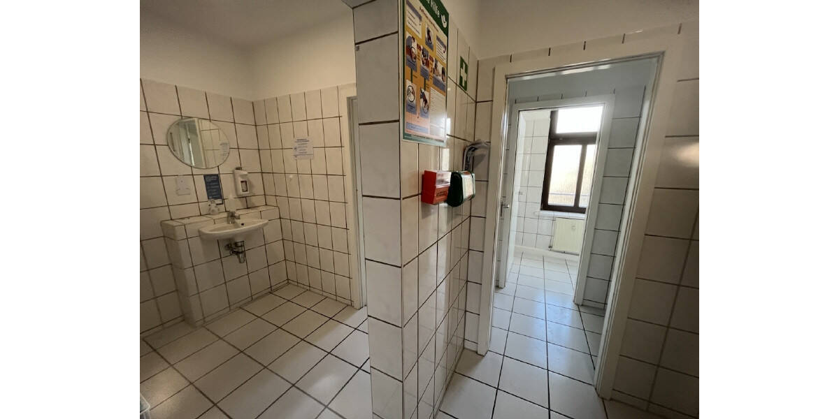 Gewerbeobjekt Chemnitz Adelsberg - 8 Zimmer, 2 m&sup2;, 1.950.000&euro; | Angebot:25738629