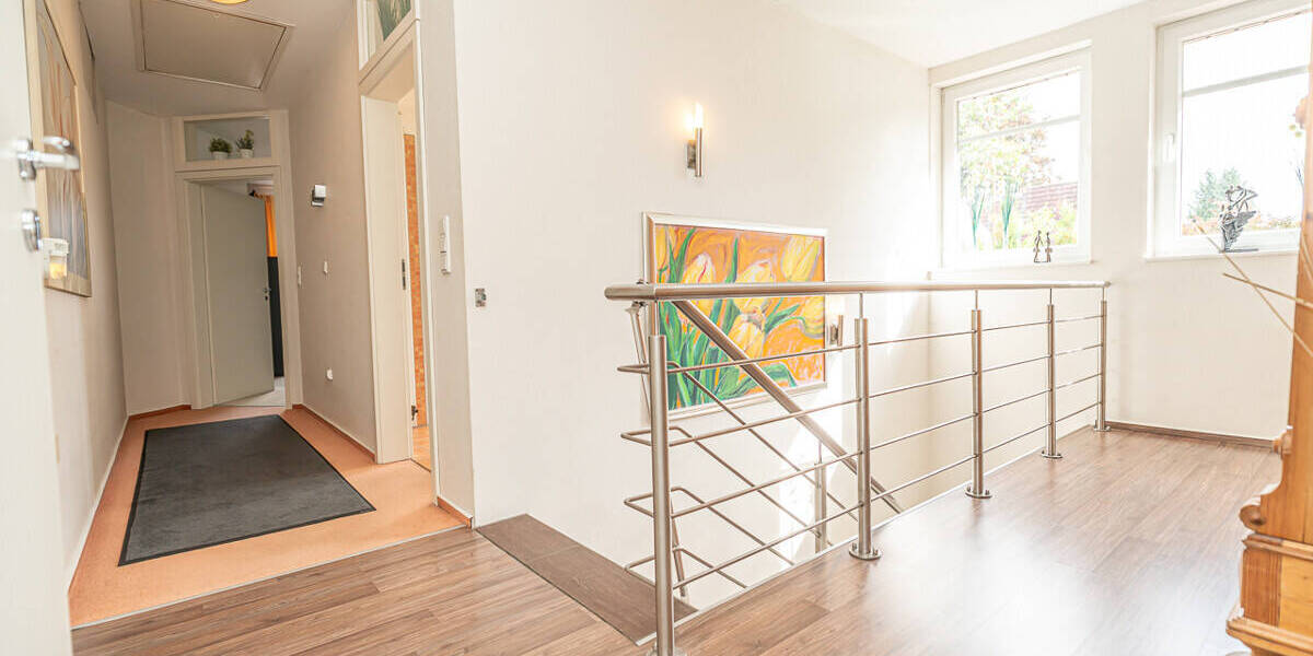 Einfamilienhaus Westerstede - 1 Zimmer, 363 m&sup2;, 995.000&euro; | Angebot:25700106